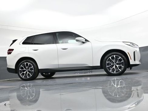 Used 2026 BMW X3 xDrive30 w/ Premium Package image 28