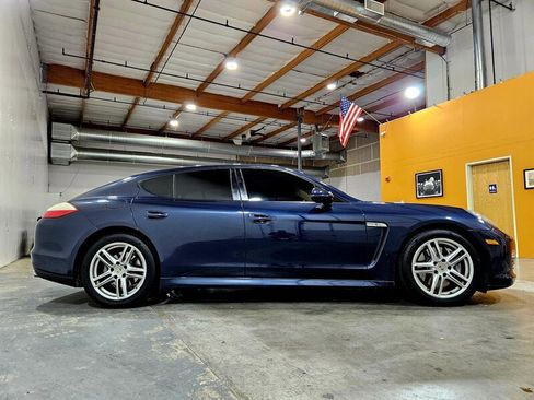 Used 2012 Porsche Panamera w/ Premium Pkg RWD image 9