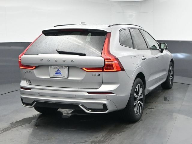 Used 2024 Volvo XC60 B5 Core AWD/4WD image 8