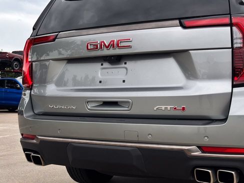Used 2025 GMC Yukon AT4 Ultimate w/ LPO, Floor Liner Package AWD/4WD image 6