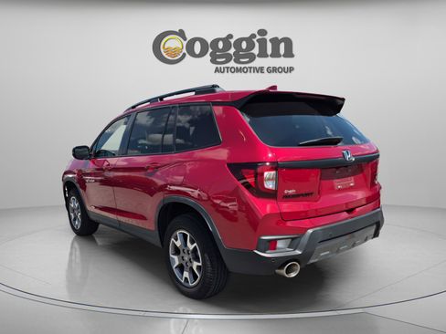 Certified 2023 Honda Passport TrailSport image 4