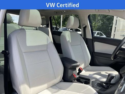 Used 2021 Volkswagen Tiguan SE w/ Panoramic Sunroof Package FWD image 35