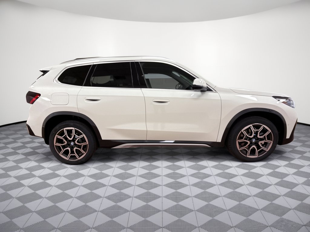 Used 2026 BMW X1 xDrive28i w/ Technology Package AWD/4WD image 8