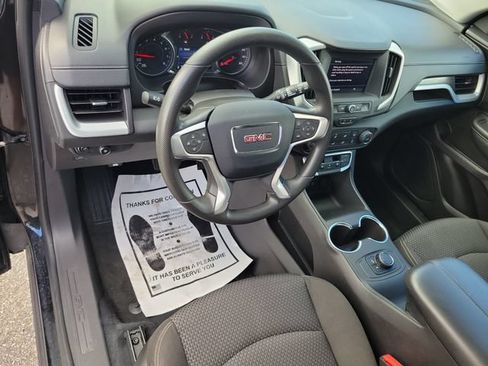 Used 2024 GMC Terrain SLE FWD image 16