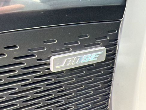 Certified 2025 GMC Acadia AT4 AWD/4WD image 21