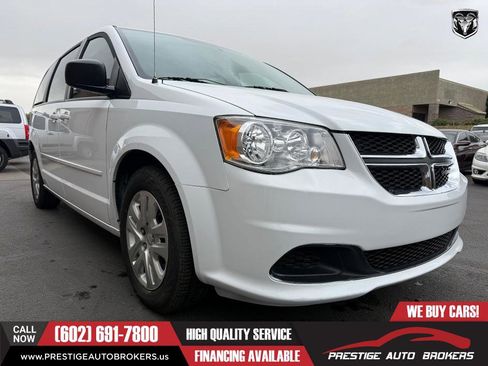 Used 2016 Dodge Grand Caravan SE w/ Quick Order Package 29E SE FWD image 7