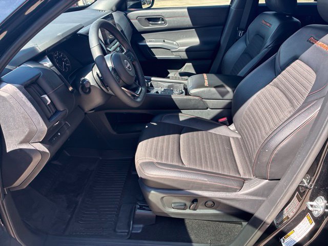 Used 2024 Nissan Pathfinder Rock Creek AWD/4WD image 17