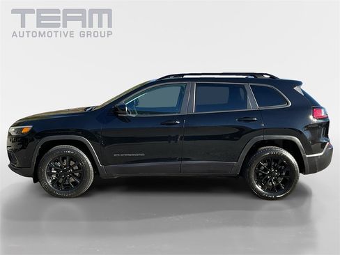 Certified 2023 Jeep Cherokee Altitude Lux image 4