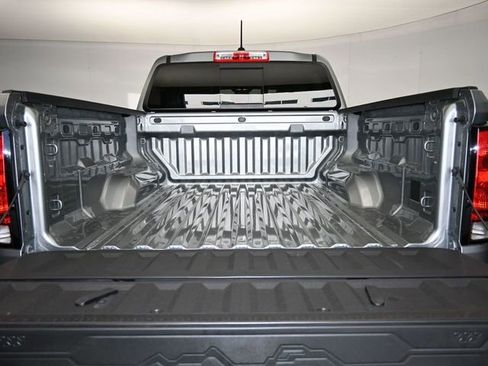 New 2026 Chevrolet Colorado LT image 37