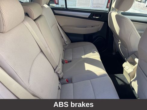 Used 2019 Subaru Outback 2.5i Premium AWD/4WD image 32