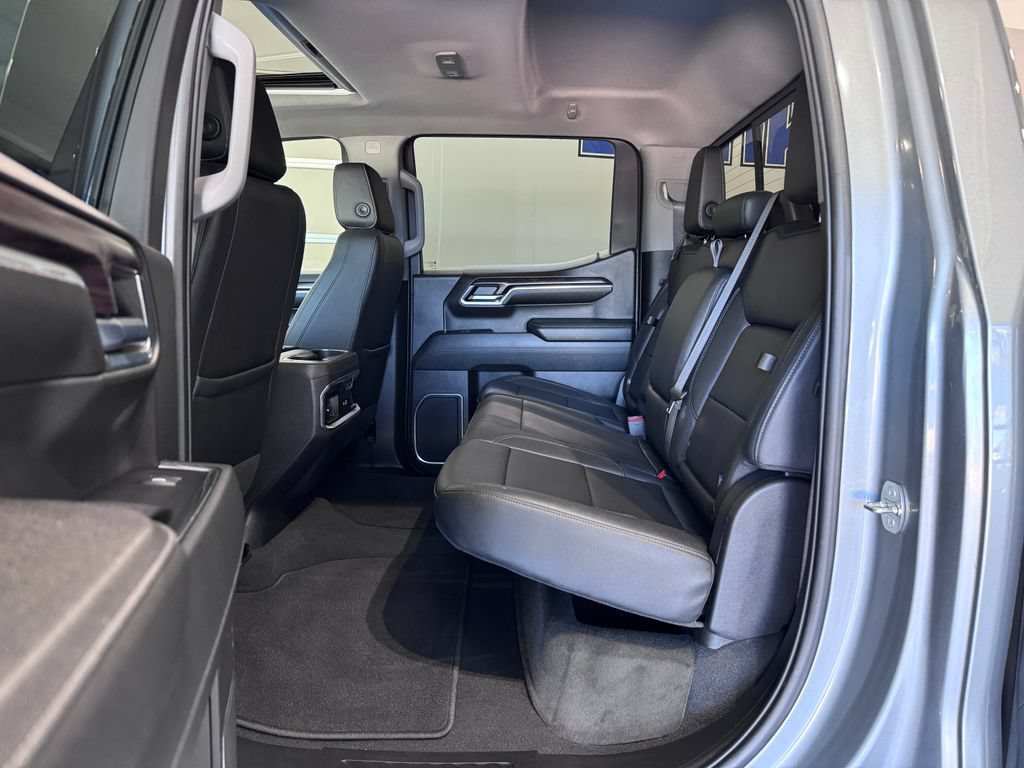 Certified 2023 GMC Sierra 1500 SLT w/ SLT Premium Plus Package AWD/4WD image 13