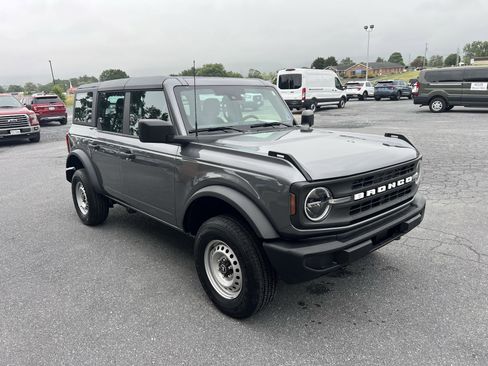 Used 2025 Ford Bronco 4-Door AWD/4WD image 5
