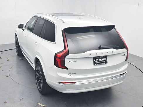 Used 2025 Volvo XC90 B5 Plus AWD/4WD image 60