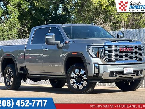 Used 2026 GMC Sierra 2500 Denali w/ Technology Package AWD/4WD image 1