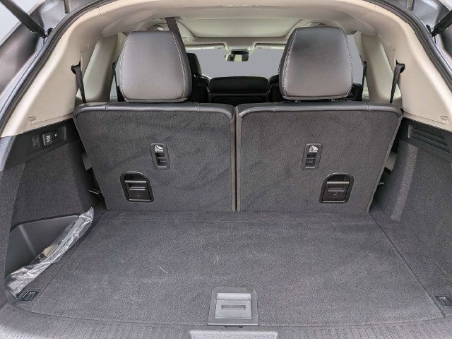 Used 2026 Acura MDX w/ Technology Package FWD image 14