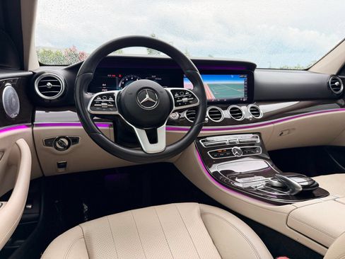 Used 2020 Mercedes-Benz E 350 4MATIC Sedan w/ Premium Package image 40