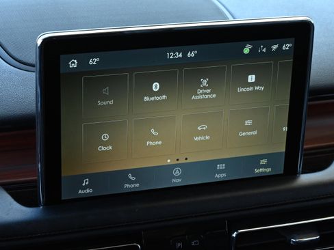 Used 2022 Lincoln Aviator Reserve w/ Elements Package Plus image 17