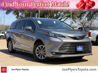 New 2026 Toyota Sienna XLE video 1