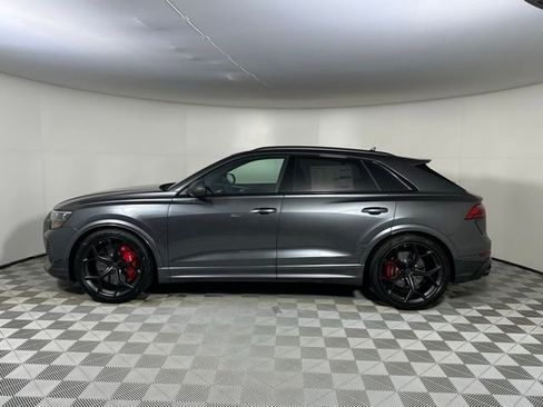 New 2026 Audi RS Q8 performance image 4