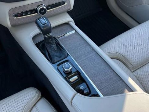 Used 2021 Volvo XC90 T6 Inscription w/ Protection Package Premier image 41