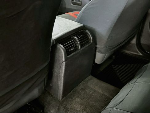Used 2008 Jeep Grand Cherokee Laredo AWD/4WD image 26
