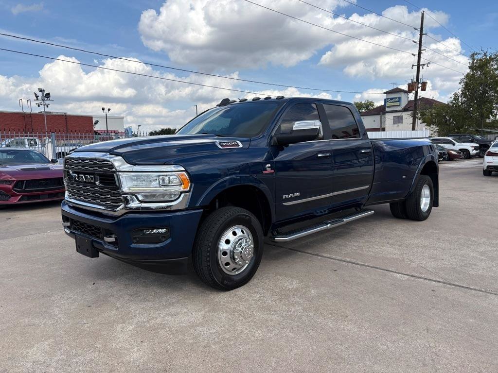 Used 2021 RAM 3500 Limited AWD/4WD image 3