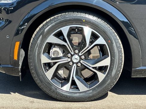 Used 2023 Ford Mustang Mach-E Premium AWD/4WD image 27