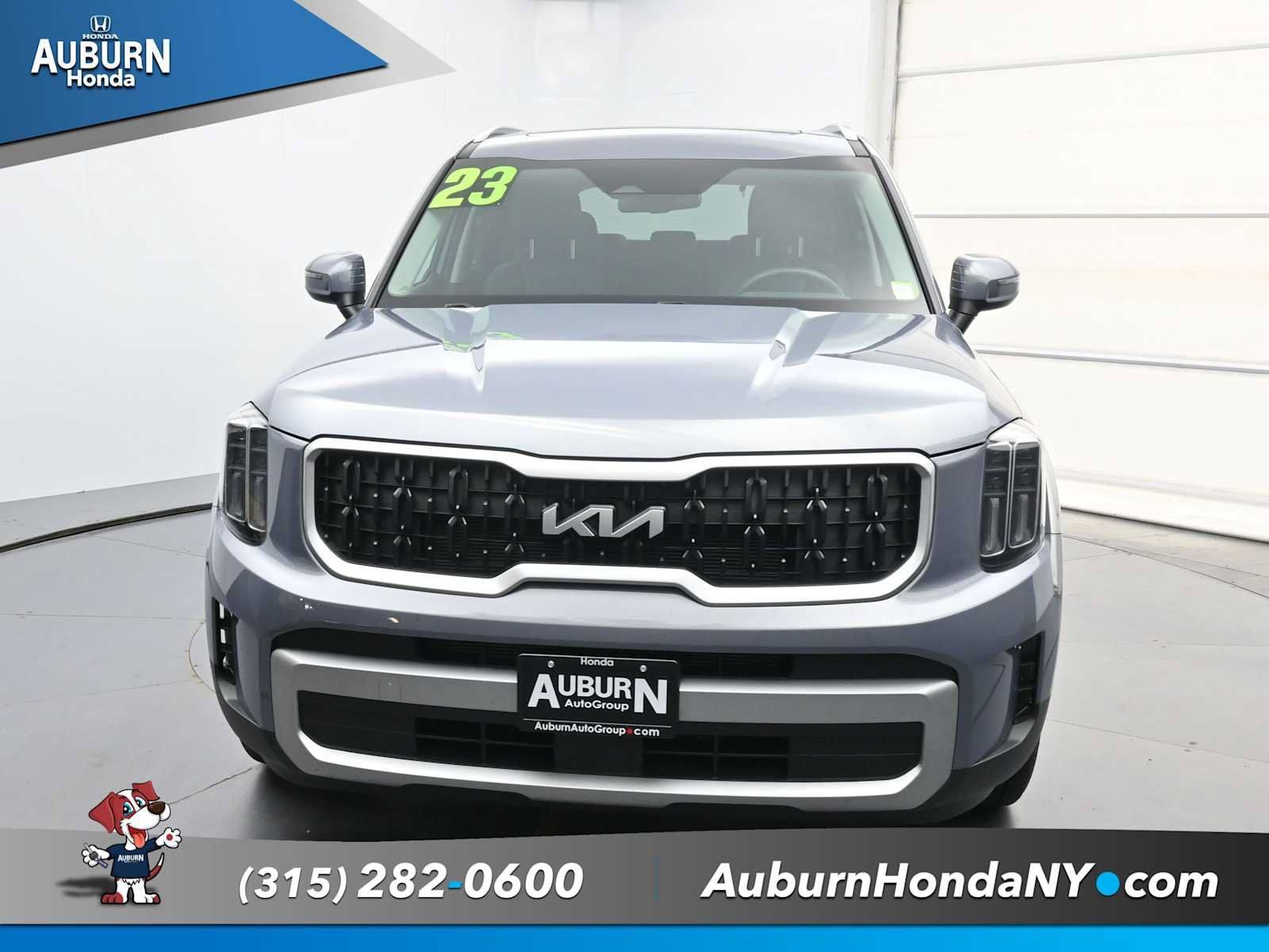 Used 2023 Kia Telluride EX AWD/4WD image 3