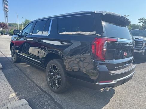 New 2025 GMC Yukon XL Denali w/ Denali Reserve Package image 6