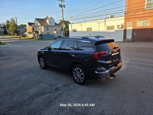 Used 2019 GMC Terrain SLT w/ Preferred Package AWD/4WD image 7