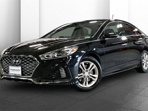 Used 2019 Hyundai Sonata Limited image 12