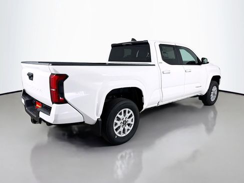 New 2026 Toyota Tacoma SR5 AWD/4WD image 8