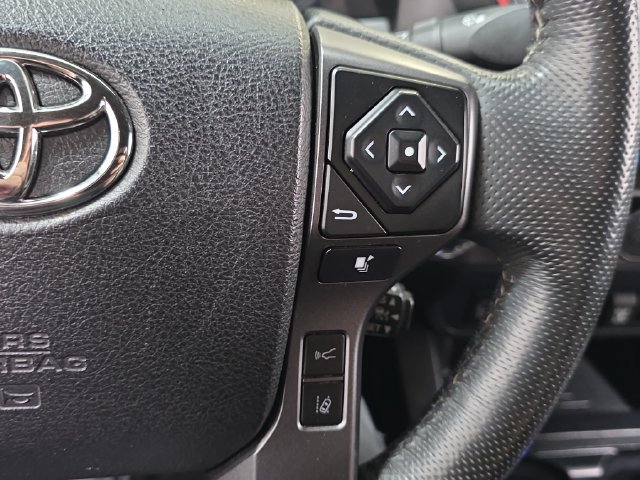 Certified 2021 Toyota Tacoma TRD Off-Road w/ Technology Package AWD/4WD image 14