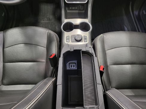 Used 2019 GMC Terrain Denali w/ LPO, Floor Liner Package AWD/4WD image 17