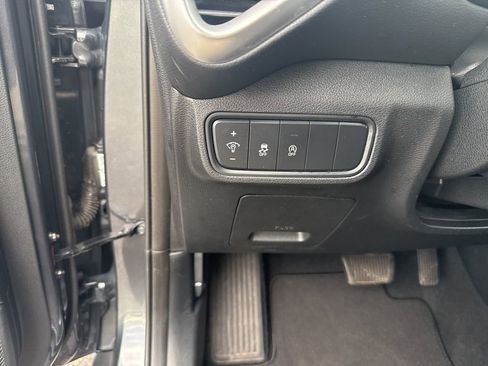 Used 2024 Kia Soul LX w/ Option Group 015 image 28