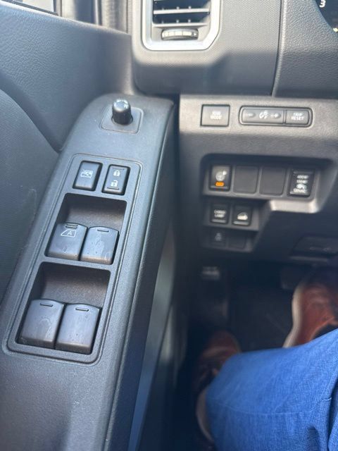 Certified 2022 Nissan Frontier SV AWD/4WD image 21