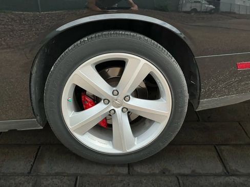 Used 2009 Dodge Challenger SRT8 w/ SRT Option Group II image 11