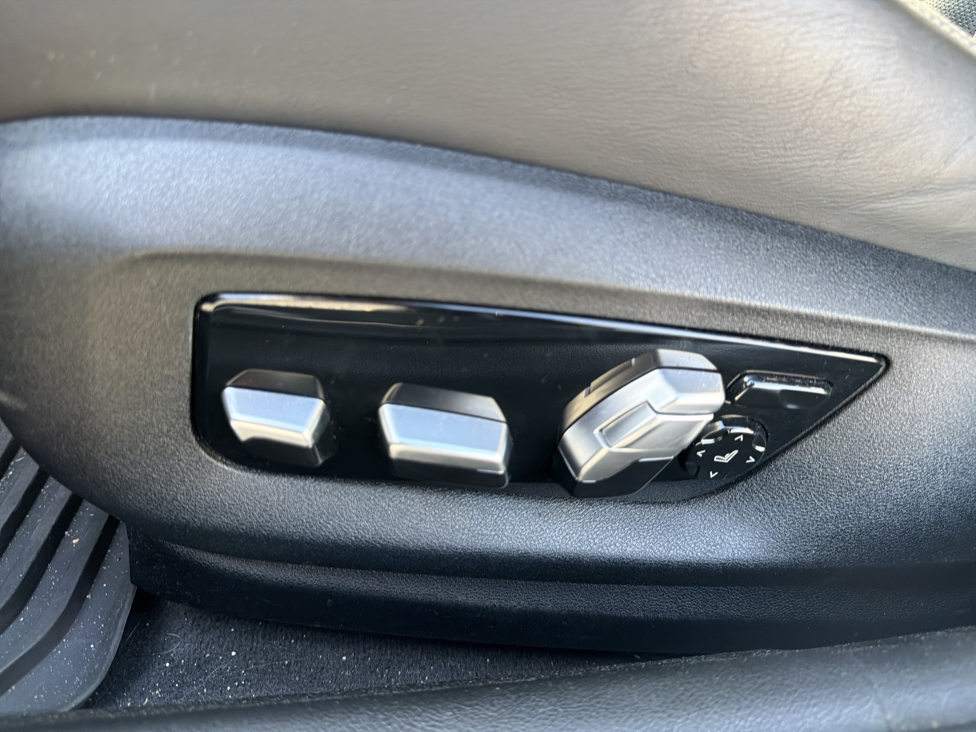 Used 2018 BMW M5 w/ Executive Package AWD/4WD image 16