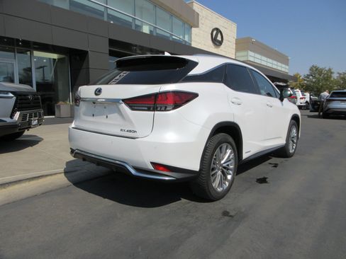 Used 2021 Lexus RX 450h AWD w/ Luxury Package image 9