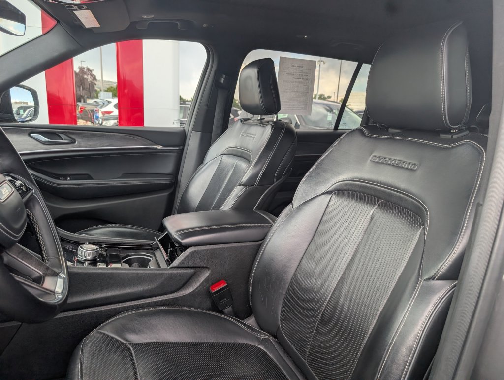 Used 2022 Jeep Grand Cherokee L Overland AWD/4WD image 7