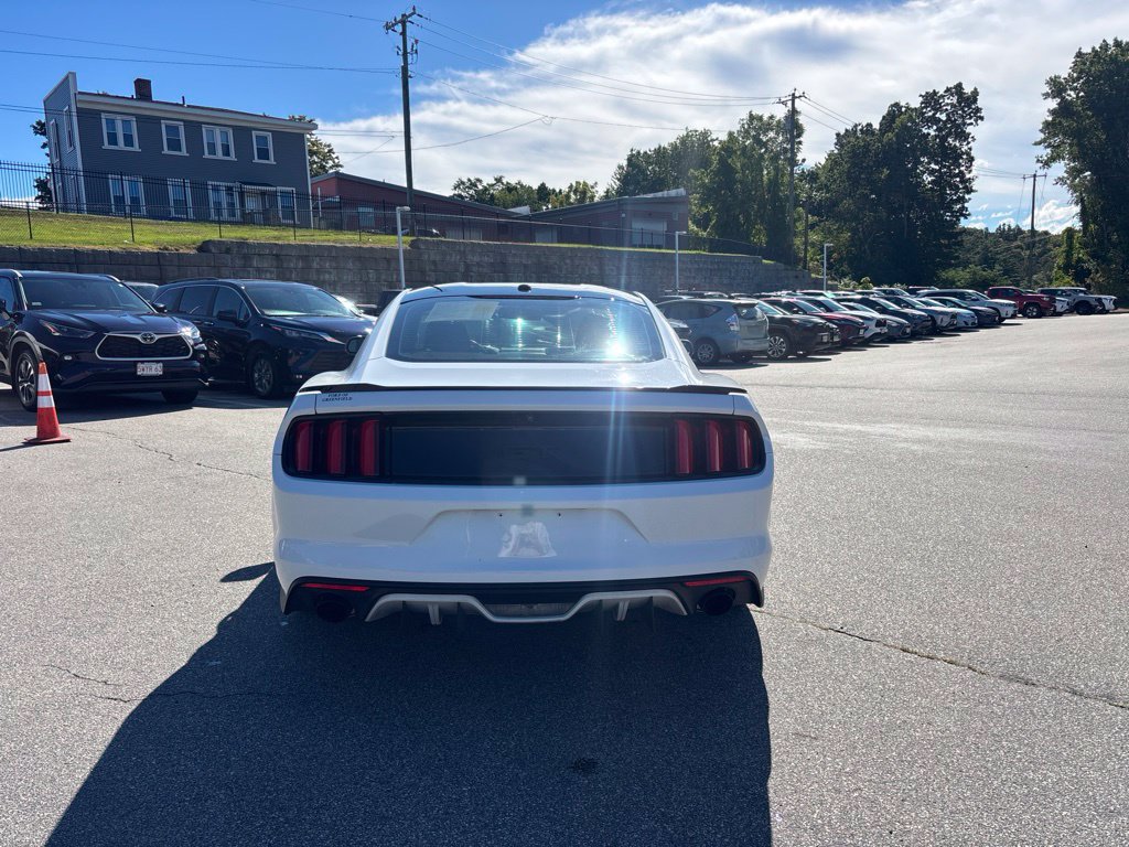 Used 2016 Ford Mustang GT Premium w/ Equipment Group 401A RWD image 5
