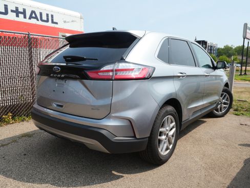Used 2024 Ford Edge SEL AWD/4WD image 6