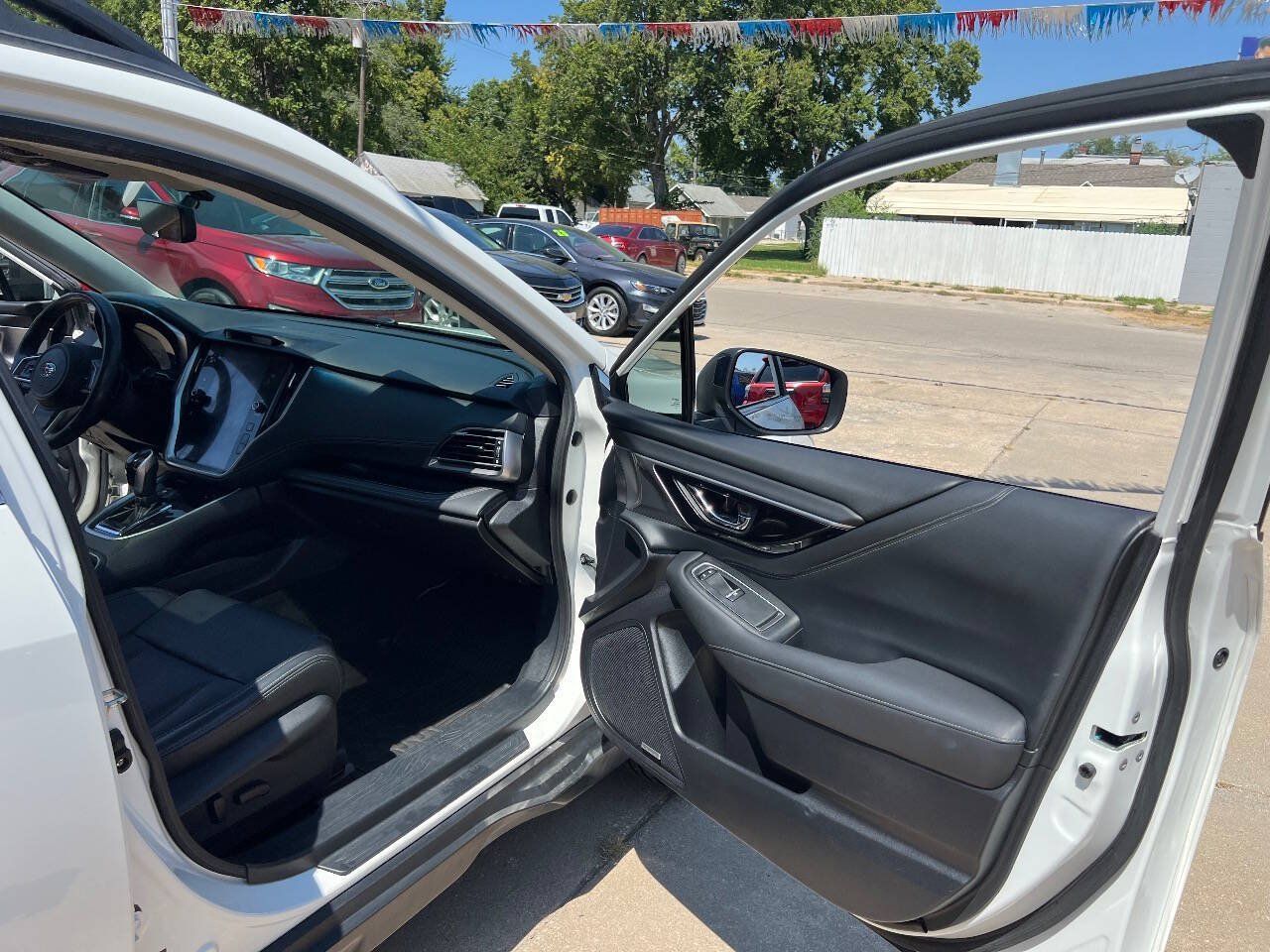 Used 2020 Subaru Outback Limited AWD/4WD image 19