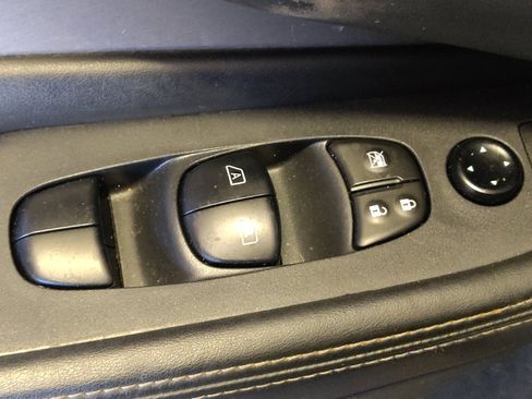 Used 2021 Nissan Murano SV image 27