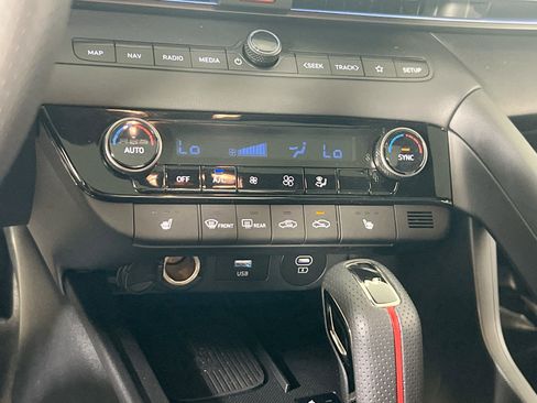 Used 2024 Hyundai Elantra N Line image 16