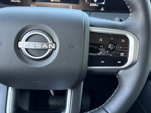 New 2025 Nissan Armada SV image 18