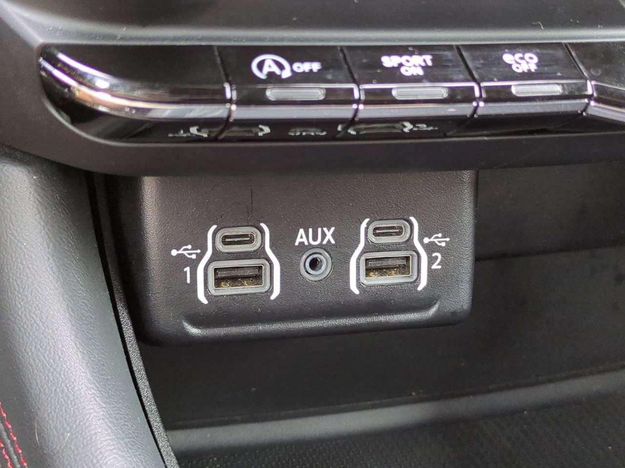 Used 2025 Dodge Durango GT AWD/4WD image 21