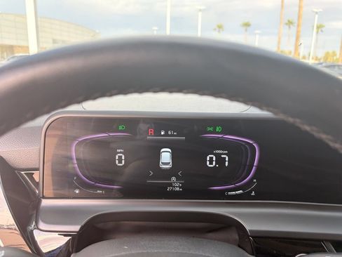 Used 2025 Kia Seltos S FWD image 32