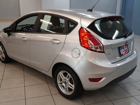 Used 2018 Ford Fiesta SE FWD image 11