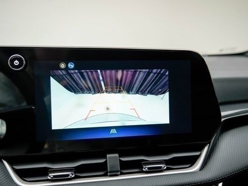 New 2026 Chevrolet Equinox LT w/ Convenience Package II image 29